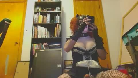 KinkyKitten online show from November 4, 11:15 pm