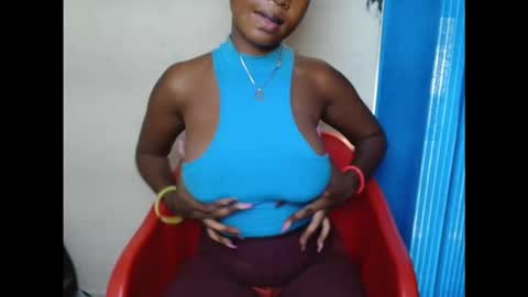 kinkyjuicexx online show from September 12, 10:15 am