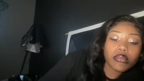 Snapshot of kinkykittee chatting on January 24, 9:26 pm Bunniii online show from January 24, 9:26 pm