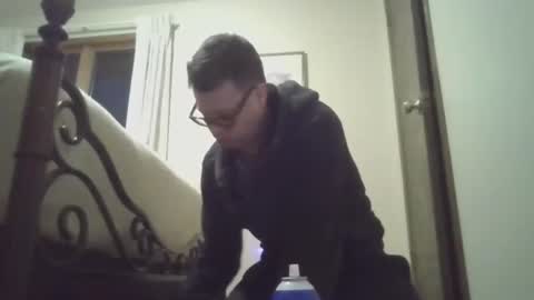 kinkystrides online show from March 24, 12:48 am