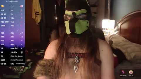kinkywolf87 online show from April 19, 5:18 am