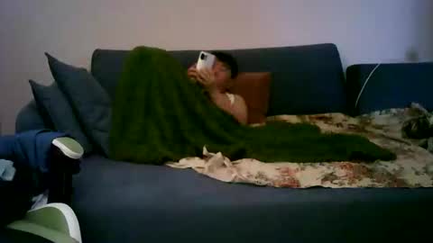 Snapshot of kioto795 chatting on January 19, 5:55 am kioto795 online show from January 19, 5:55 am