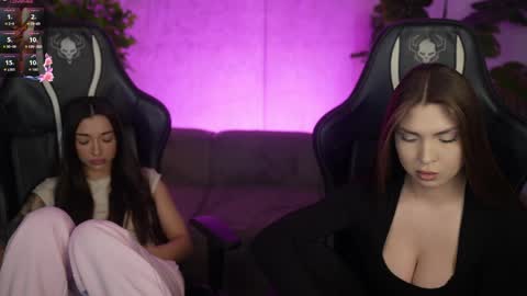 Sweet girls online show from March 31, 9:10 am