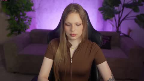 Snapshot of kira0541 chatting on June 17, 9:12 am Sweet girls online show from June 17, 9:12 am