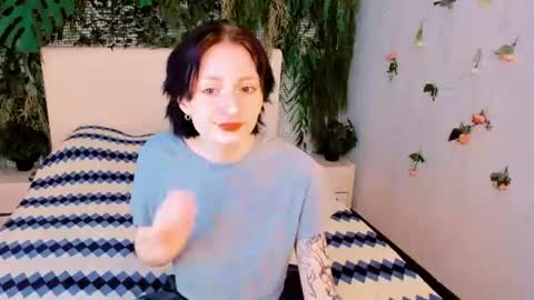 Snapshot of kira__cutie chatting on July 5, 7:32 pm Kira online show from July 5, 7:32 pm