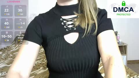 Snapshot of kira_blonde_angel chatting on February 4, 1:16 pm Kira online show from February 4, 1:16 pm