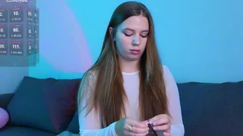 Snapshot of kira_briis chatting on July 19, 7:06 pm Kira Briis online show from July 19, 7:06 pm