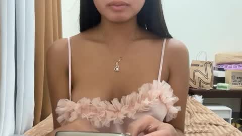 Snapshot of kira_danaya chatting on April 12, 2:55 pm kira_danaya online show from April 12, 2:55 pm
