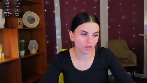 Snapshot of kira_fox_x chatting on November 17, 2:34 pm kira fox x online show from November 17, 2:34 pm