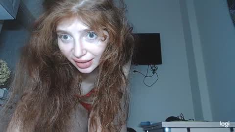 Snapshot of kira_foxy_ chatting on December 25, 12:58 pm Kira online show from December 25, 12:58 pm