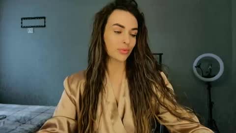 Snapshot of kira_love1 chatting on April 13, 7:14 am Kira love1 online show from April 13, 7:14 am