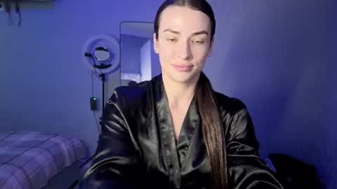Snapshot of kira_love1 chatting on June 9, 12:06 pm Kira love1 online show from June 9, 12:06 pm