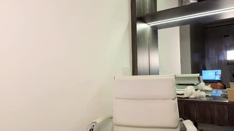 Kira and friends online show from March 12, 9:54 pm