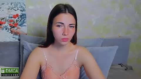 Snapshot of kira_moon_1 chatting on June 17, 6:53 pm Kira online show from June 17, 6:53 pm
