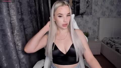 kirakrox online show from September 14, 7:24 pm