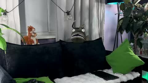 Kira    online show from April 24, 6:21 pm