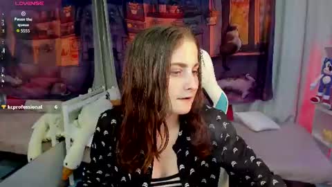 Snapshot of kiraparker chatting on July 7, 5:50 pm KiraParker online show from July 7, 5:50 pm