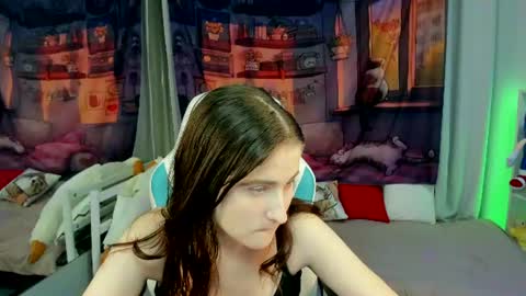 Snapshot of kiraparker chatting on August 2, 8:57 am KiraParker online show from August 2, 8:57 am