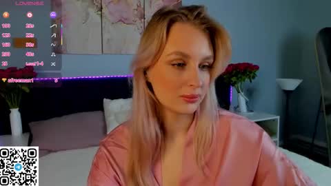 Snapshot of kiraruiz chatting on February 2, 1:26 am Kira online show from February 2, 1:26 am