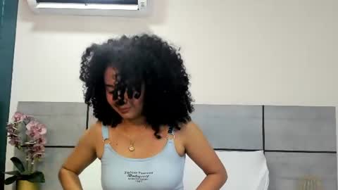 Snapshot of kiraspell chatting on July 9, 11:14 am kiraspell online show from July 9, 11:14 am