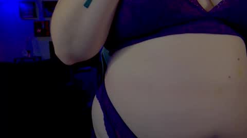 KiraSpitQueen online show from March 2, 4:25 am