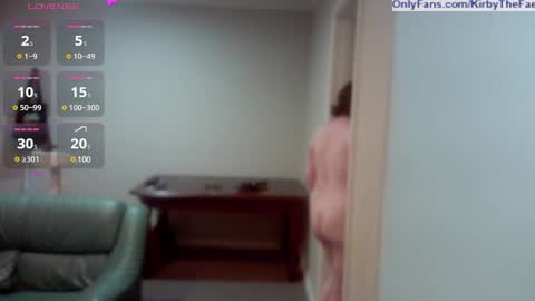 Snapshot of kirbythefae chatting on December 3, 5:31 am Kirby online show from December 3, 5:31 am