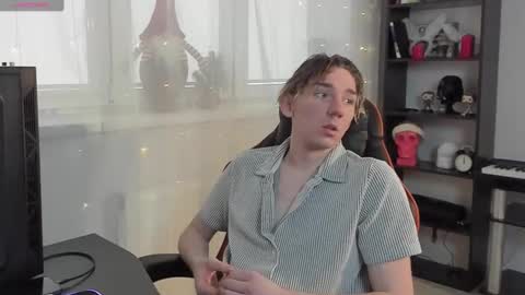 Kirill and Andrey online show from February 7, 11:45 am