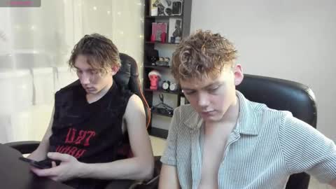 Kirill and Andrey online show from February 15, 1:21 am