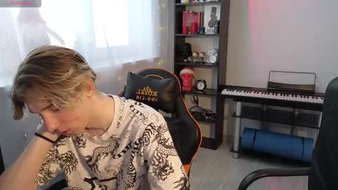 Kirill and Andrey online show from February 27, 10:26 am