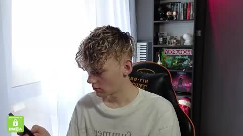 Kirill and Andrey online show from October 27, 8:51 am