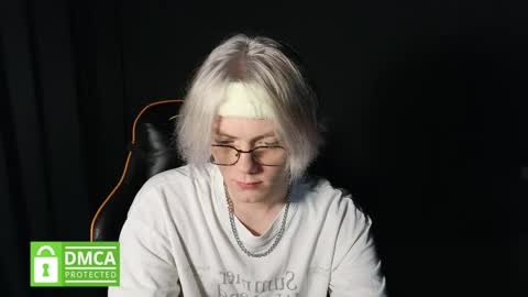Snapshot of kirill_20_cm chatting on May 5, 2:36 pm Kirill and Andrey online show from May 5, 2:36 pm