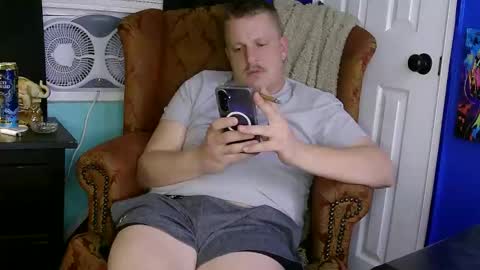 Snapshot of kirksadventuretime chatting on May 3, 4:40 am Kirk online show from May 3, 4:40 am