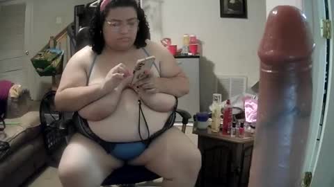 Kirra Rune online show from October 8, 2:20 am