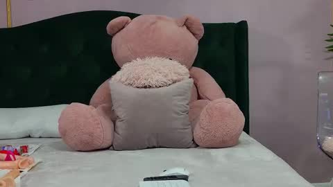 Kirra online show from February 17, 5:26 am