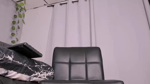 Snapshot of kiryto_babyhot1 chatting on February 12, 12:16 am online show from February 12, 12:16 am