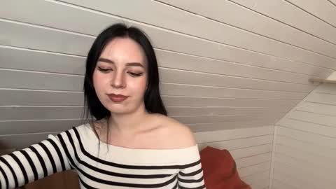 Snapshot of kishagabino chatting on November 19, 9:42 am Bett online show from November 19, 9:42 am