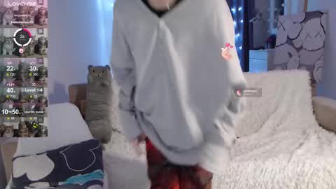 Snapshot of kisi_missi chatting on December 5, 11:29 pm Kisi online show from December 5, 11:29 pm