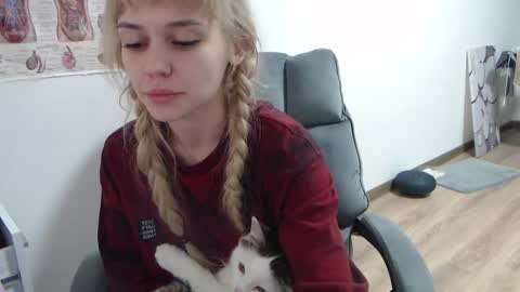 Snapshot of kisi_missi chatting on March 3, 7:39 pm Kisi online show from March 3, 7:39 pm