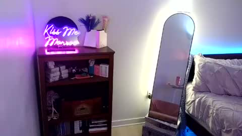 Morgan Monroe online show from July 14, 2:38 am
