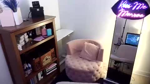 Morgan Monroe online show from August 6, 4:14 am