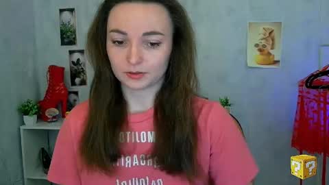 Snapshot of kiss_shy chatting on April 25, 10:18 am Valeria online show from April 25, 10:18 am