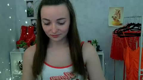 Snapshot of kiss_shy chatting on May 6, 1:05 pm Valeria online show from May 6, 1:05 pm