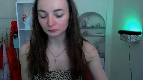 Snapshot of kiss_shy chatting on May 11, 9:26 am Valeria online show from May 11, 9:26 am