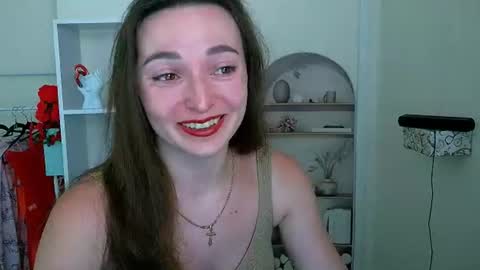 Snapshot of kiss_shy chatting on June 22, 10:56 am Valeria online show from June 22, 10:56 am