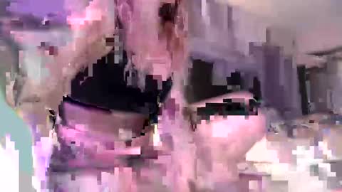 Snapshot of kissababyy47 chatting on January 15, 3:33 am KiSSABABYY online show from January 15, 3:33 am