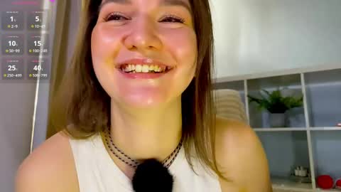 call me Luna online show from April 15, 10:22 am