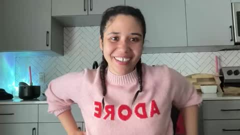 Kiss  Currency online show from March 18, 9:29 pm