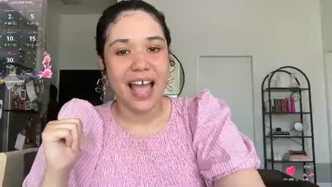 Kiss  Currency online show from June 10, 3:33 pm