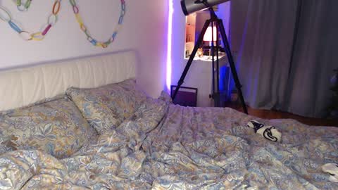 Snapshot of kissedy__ chatting on December 11, 3:26 pm Sophia online show from December 11, 3:26 pm