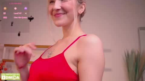 Snapshot of kisskiss_muah chatting on November 1, 2:19 pm Kate online show from November 1, 2:19 pm